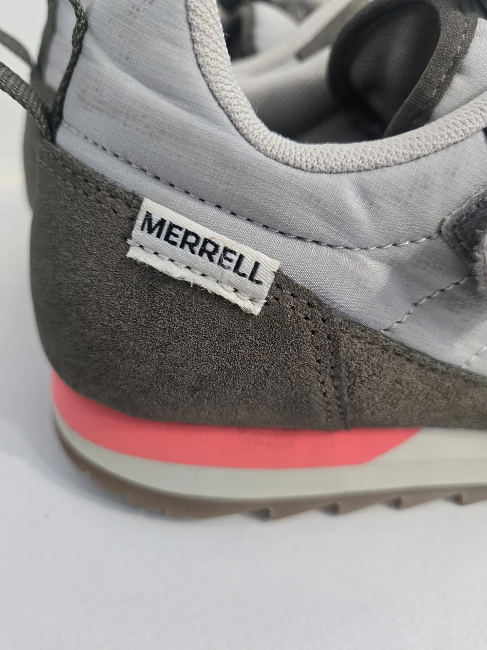 MERRELL Alpine Sneaker Women's US 8.5 /39 Sage Green / Coral  Comfort
